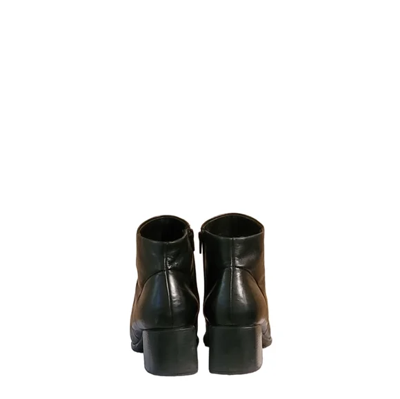 Women Vintage Leather Black Chunky Heel Ankle Boots By Croft and Barrow Size 10M - Picture 4 of 9